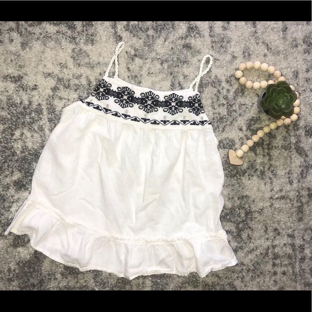 Cute girls top with embroidered detail